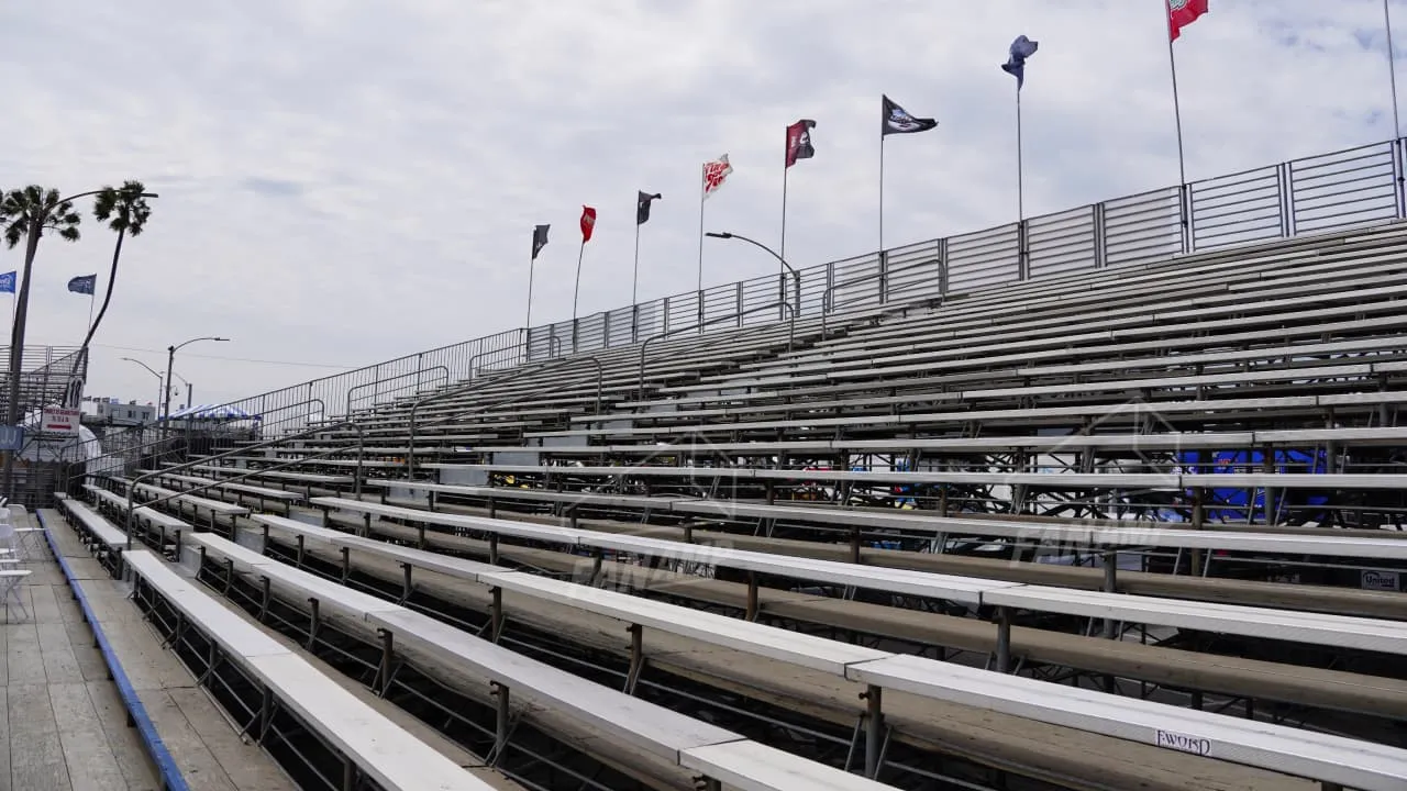 Long Beach Grandstand 16 - From the front