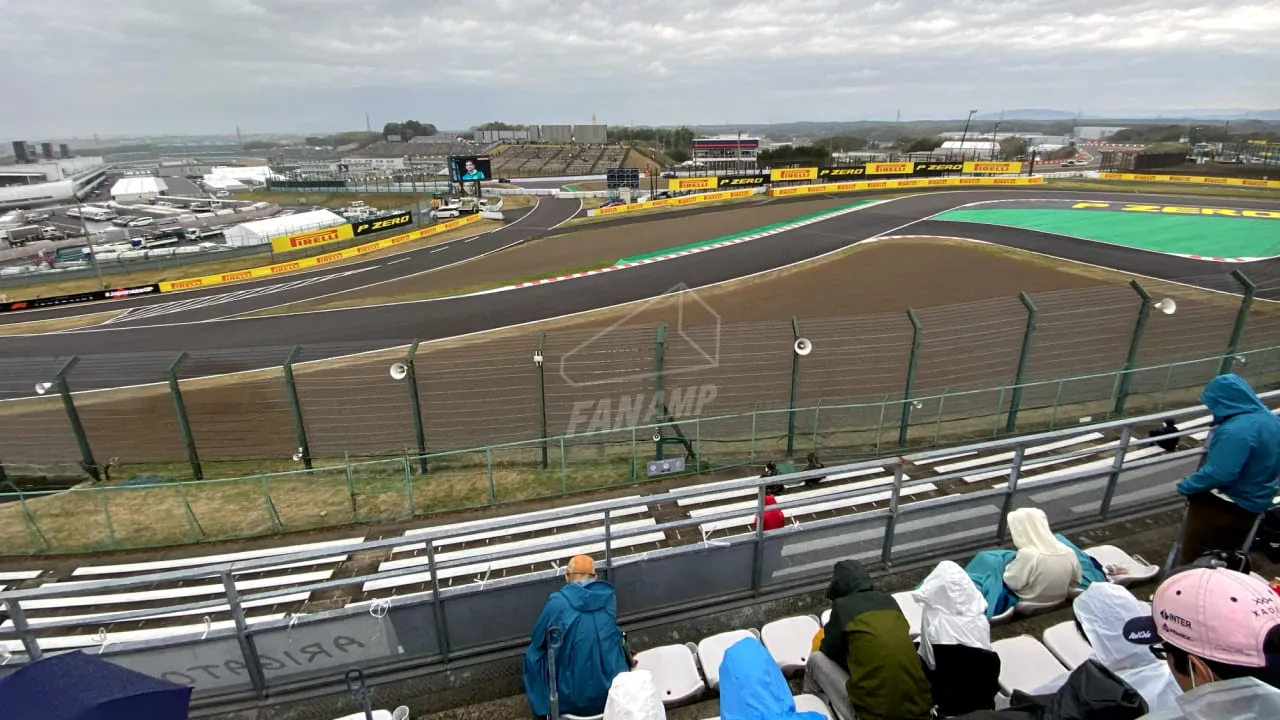 View from Q2 Grandstand of Hitachi Astemo Chicane