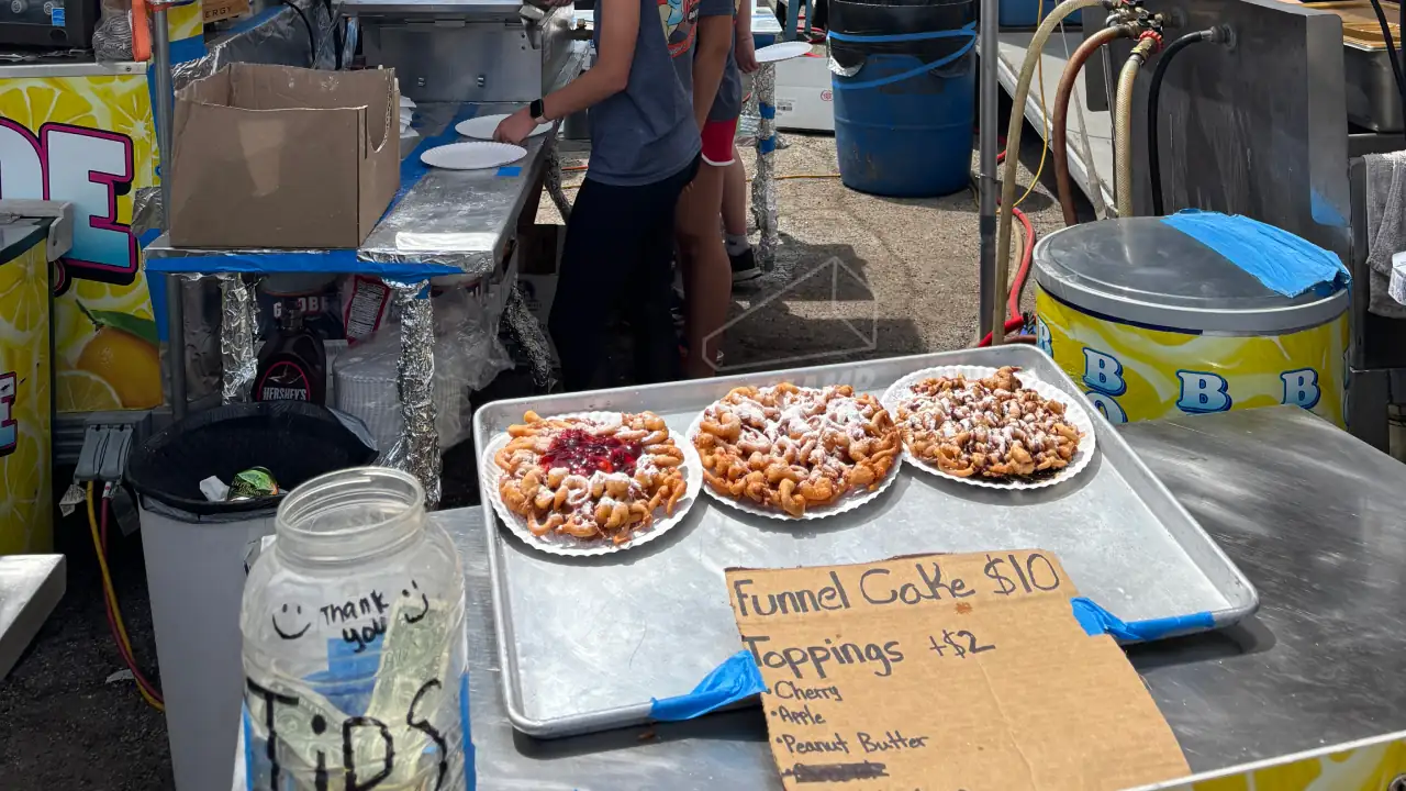 Funnel Cakes outside IMS
