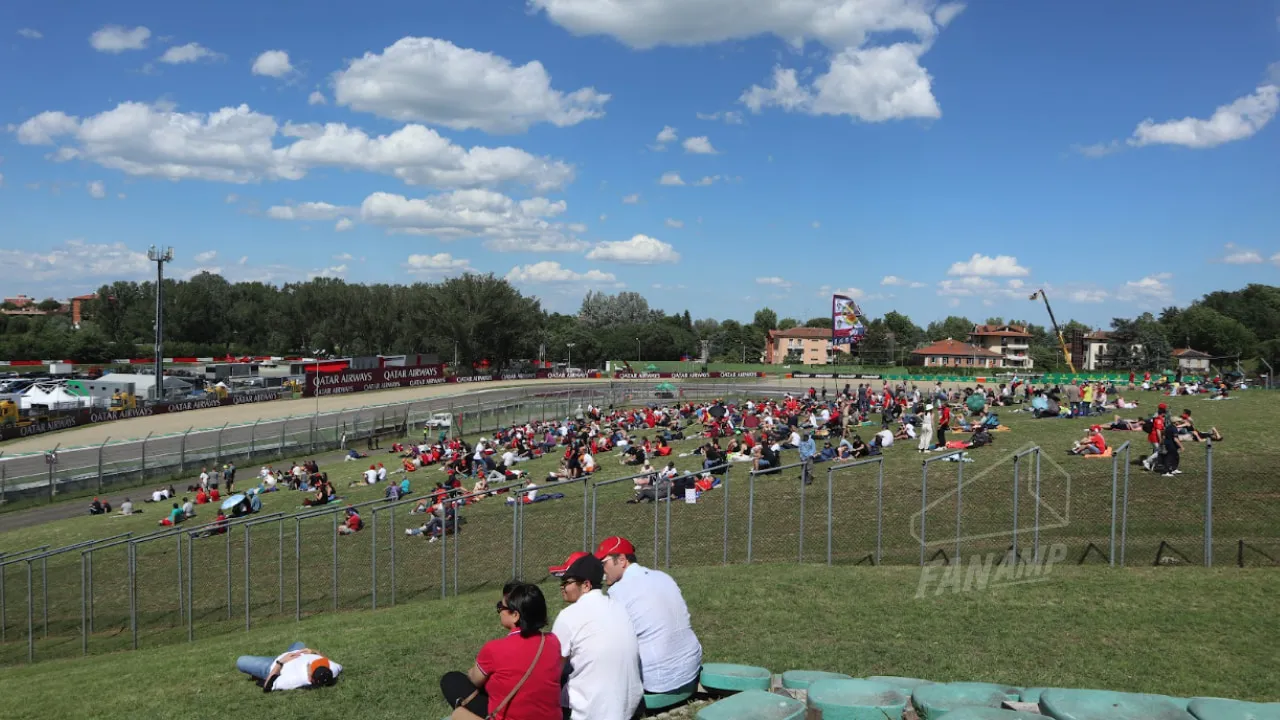 Rivazza 1 - Row 33 View