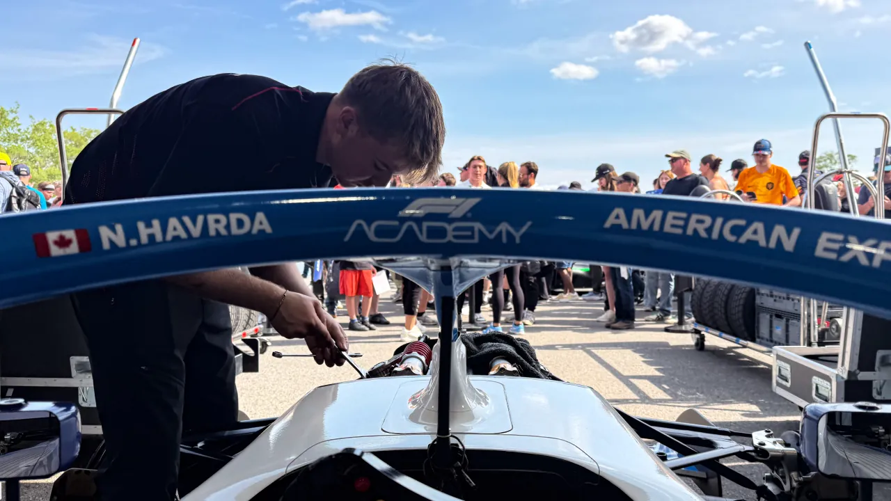 Nicole Havrda F1 Academy car