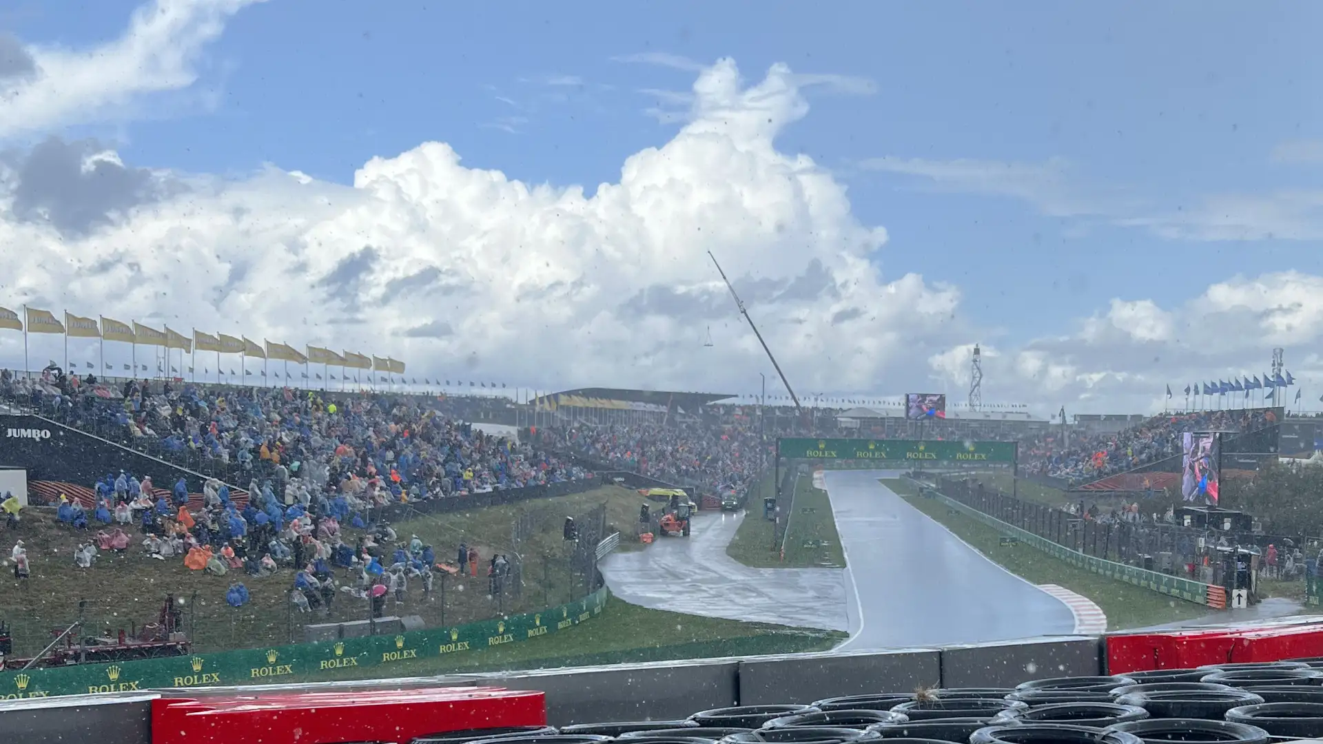 Piastri sets Track Record at Zandvoort to Secure Pole | Dutch Grand Prix Qualifying Results
