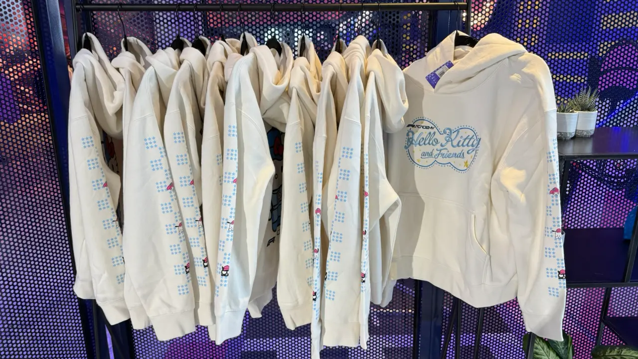 Amex special edition Hello Kitty F1 Las Vegas merch front