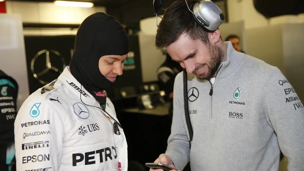 Ben Cowley with Nico Rosberg
