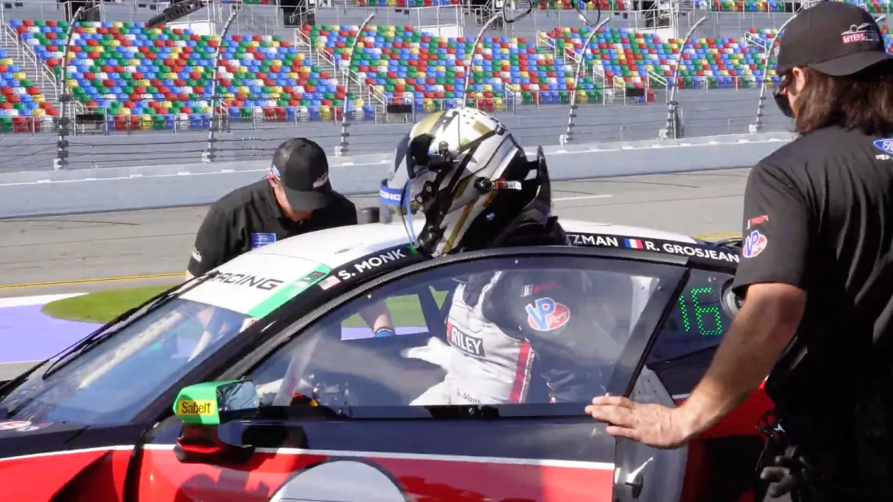 Sheena Monk preparing for a session with Myers Riley