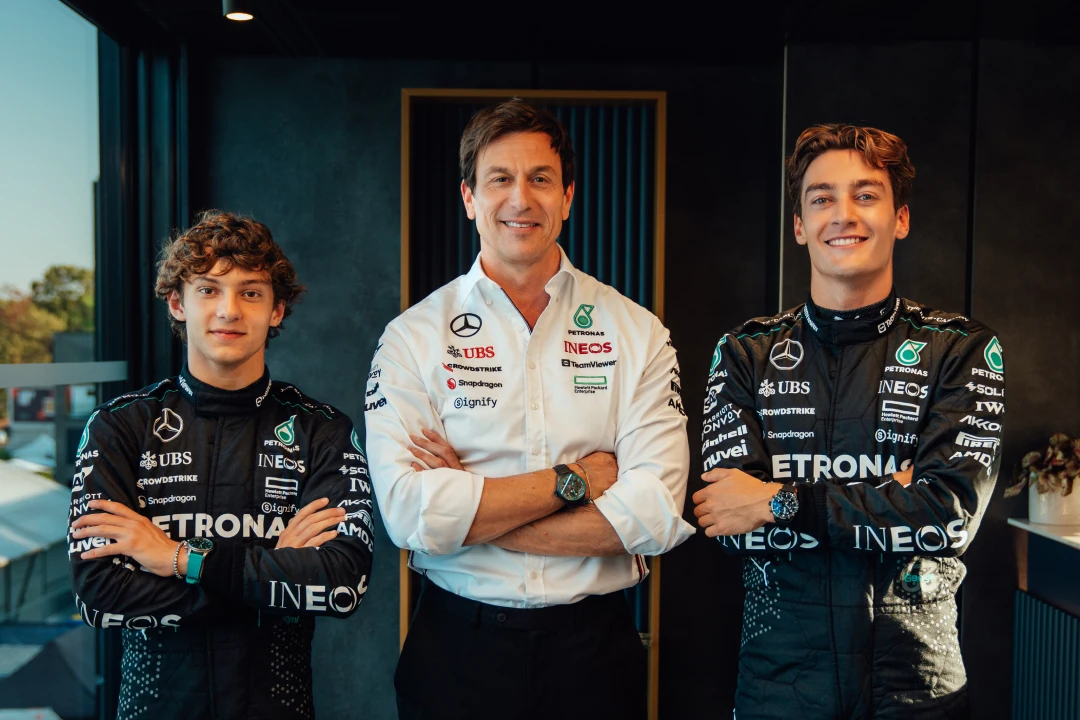 Kimi Antonelli, Toto Wolff, George Russell