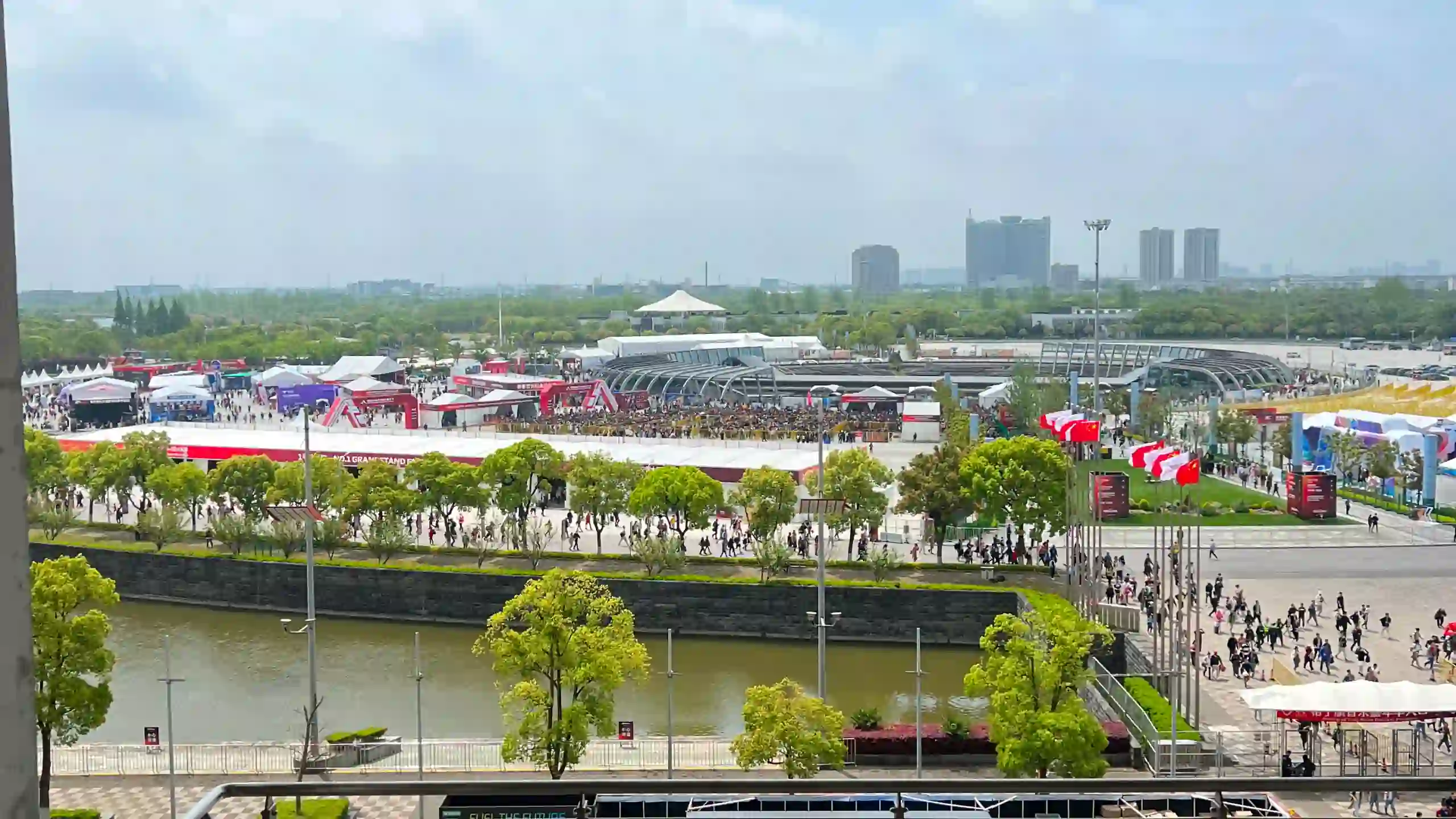 Shanghai Fan Festival located on the Huangpu River