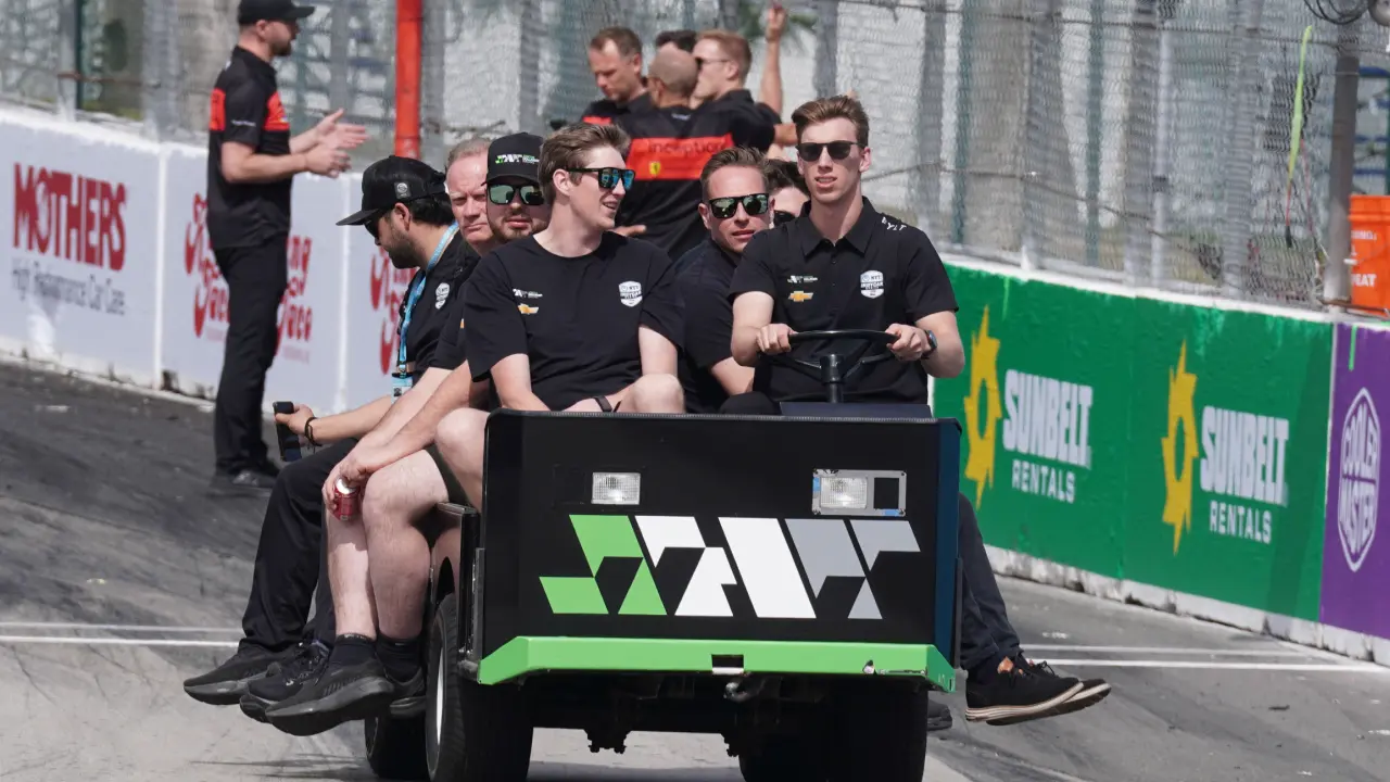 Sting Ray Robb doing a track walk in Long Beach