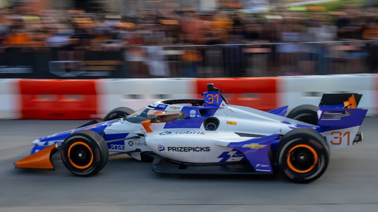 Tony Kanaan drives the Arrow McLaren IndyCar