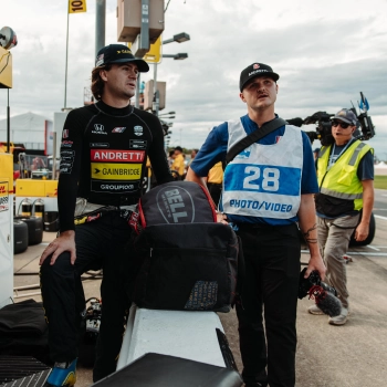 Alex Frick working with Colton Herta in IndyCar