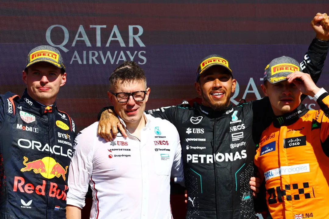 Max Verstappen, Peter Bonnington, Lewis Hamilton, Lando Norris at the 2024 British GP