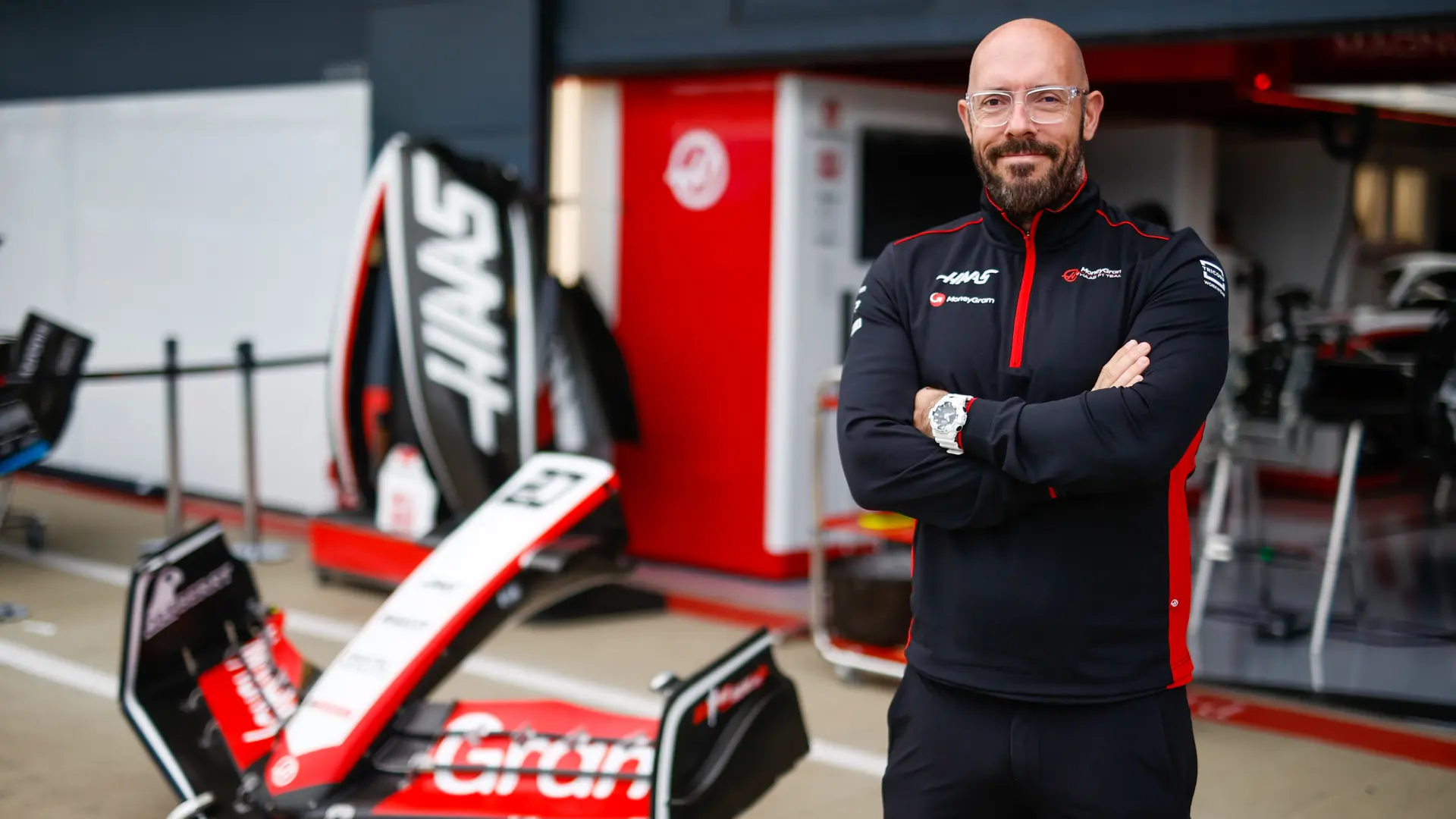 How ‘Blind Ignorance’ and Autosport Led to the Haas F1 Director of Comms Role with Stuart Morrison