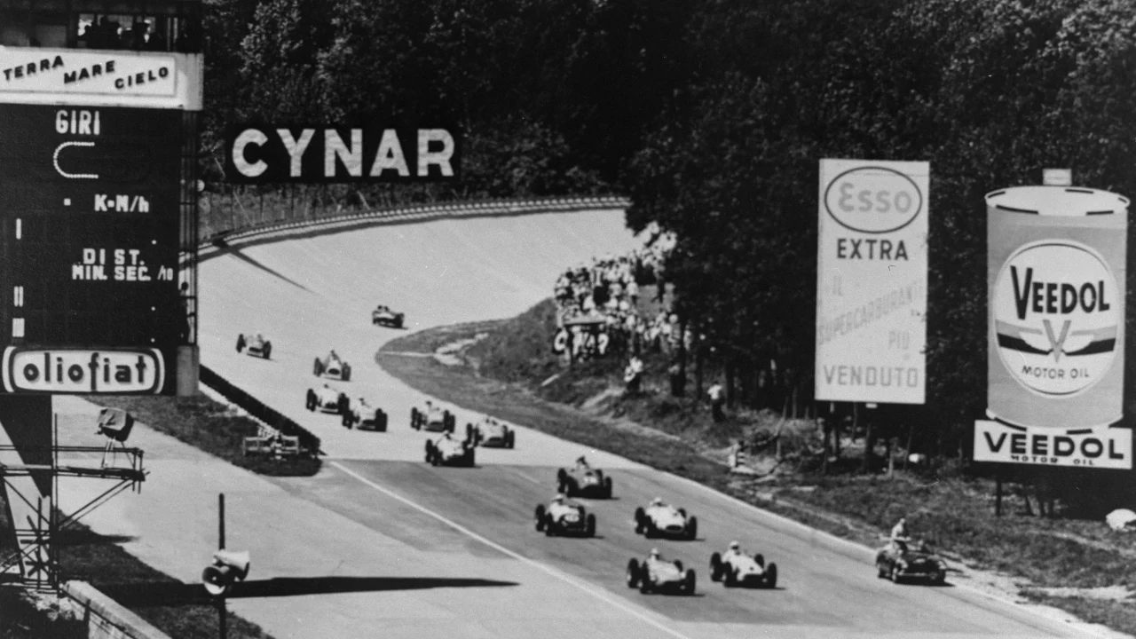 The 1957 Race of Two Worlds (Photo Credit: IMS Photo)