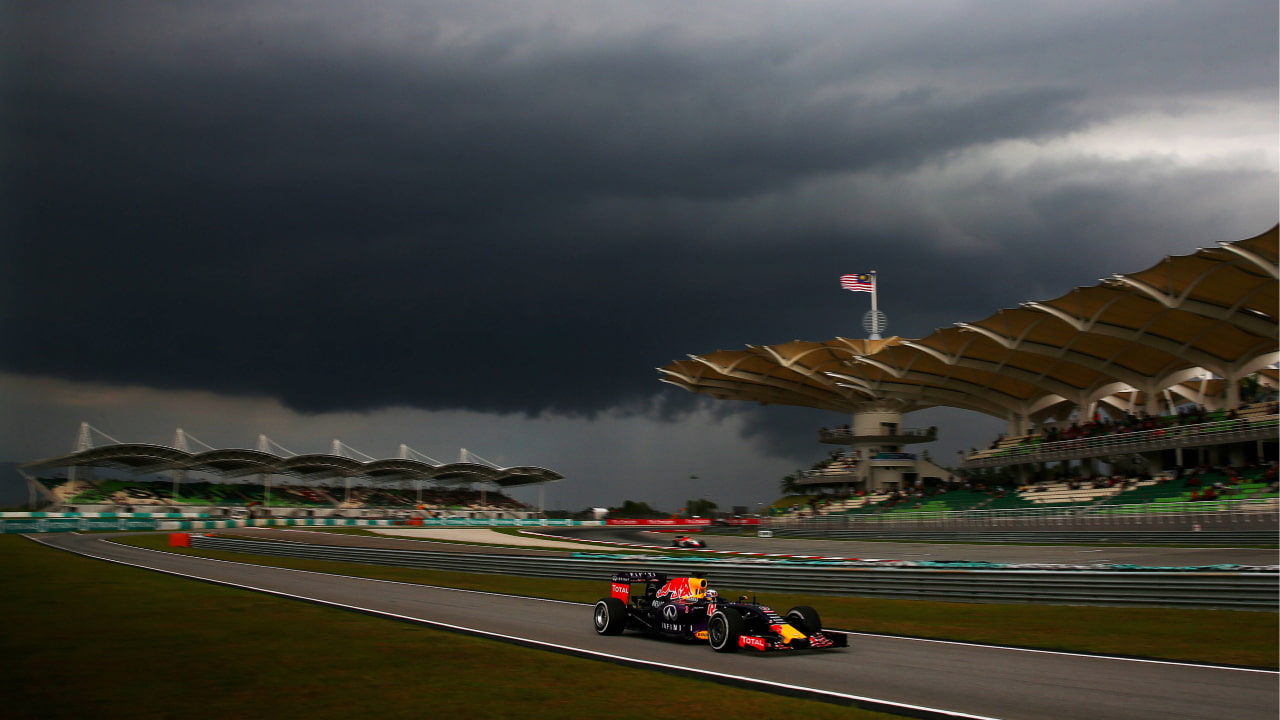 Changeable weather is part of what has made the Sepang Circuit such a fan favorite. (Photo credit: Dan Isitene, Getty Images/Red Bull Content Pool)