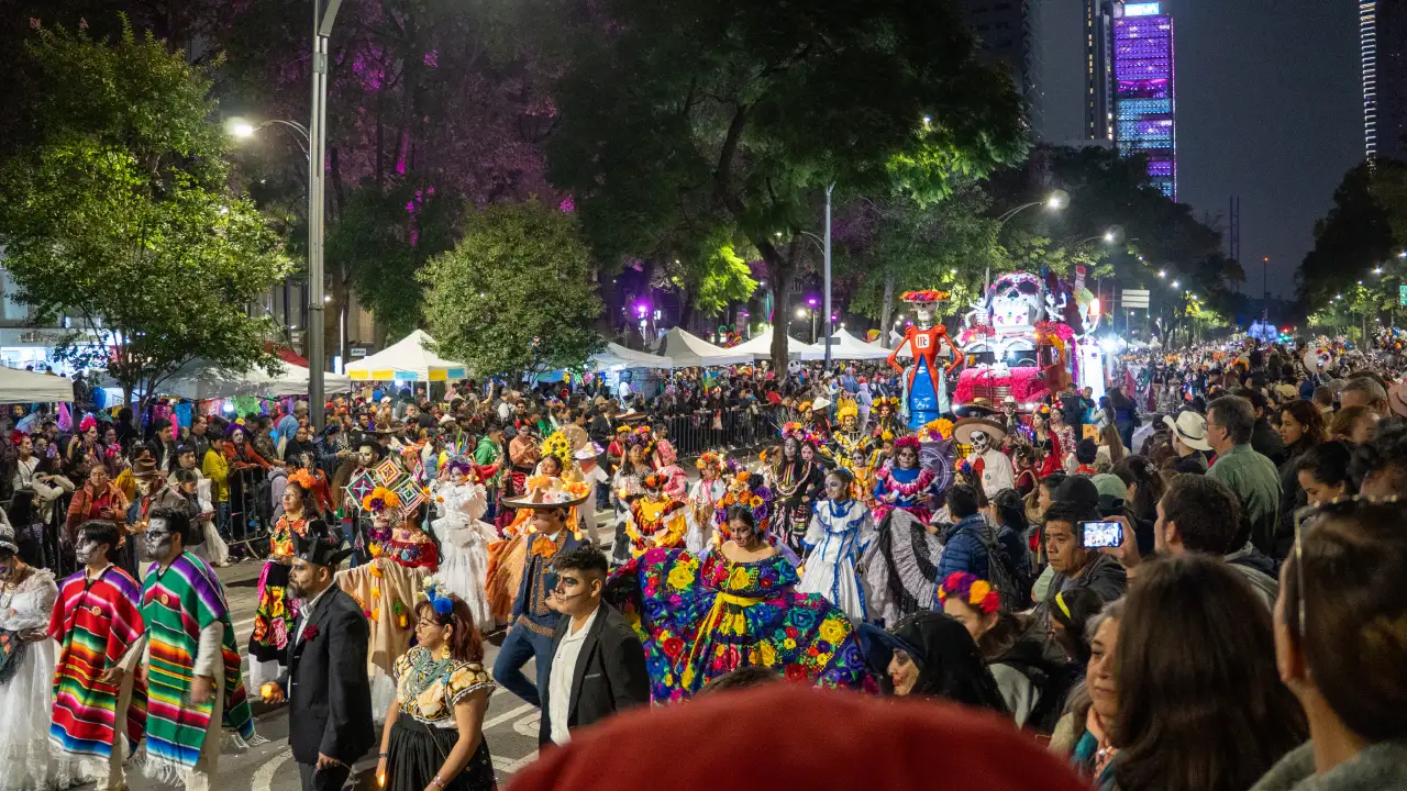 The Day of the Dead Parade in Mexico City (Photo: Greg Kallman/FanAmp)