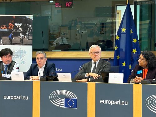 Medienkonsum und Desinformation in Zentralasien