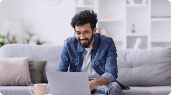 Trader using the Choice India broking platform