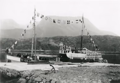 "Nye Koralen", bygget i 1935. Fartøyet hadde en bruttotonnasje på 86 tonn og en lengde på 79,3 fot.