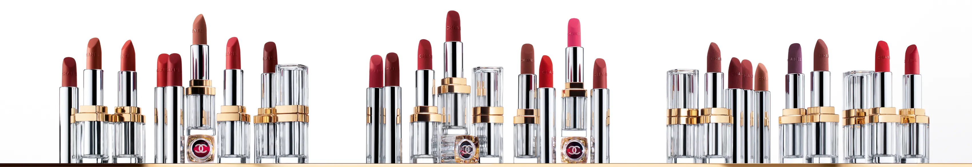 Slide de présentation produits maquillage Chanel réalisée par Slidor