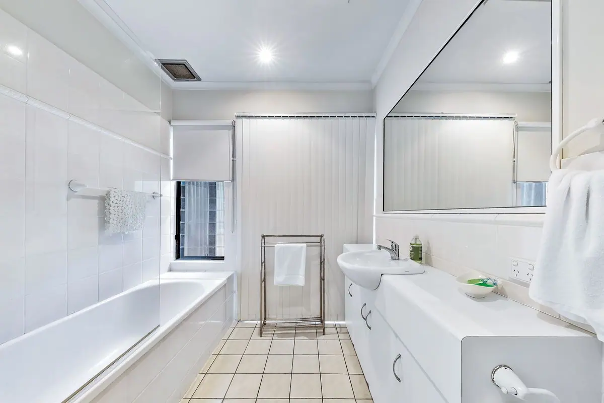 Property gallery image