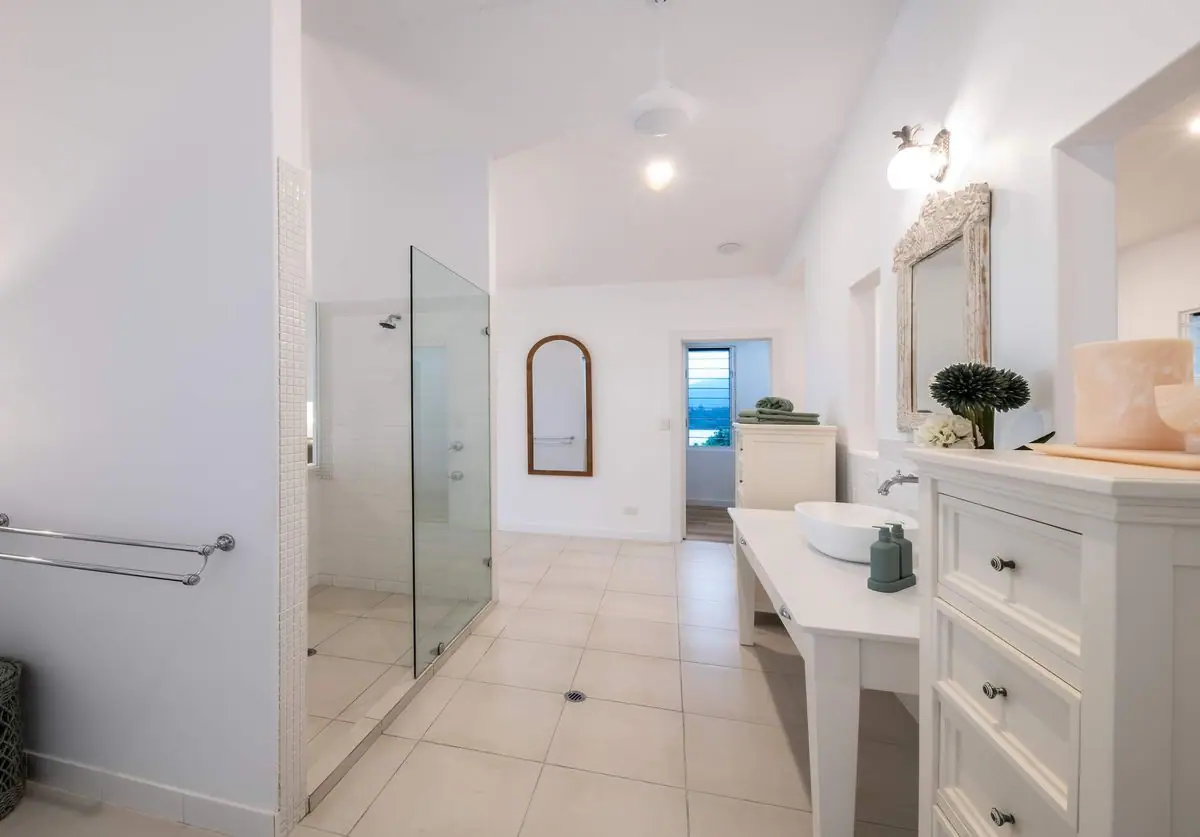 Property gallery image