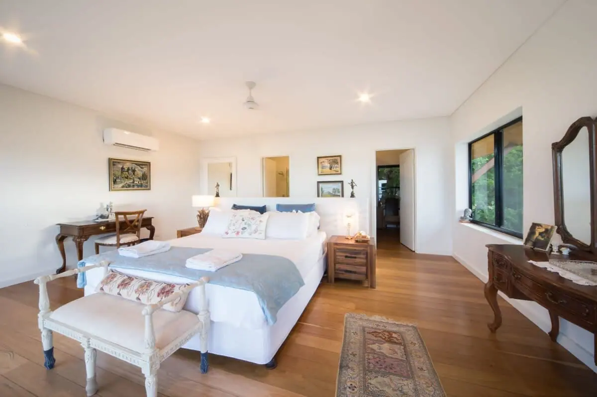 Property gallery image