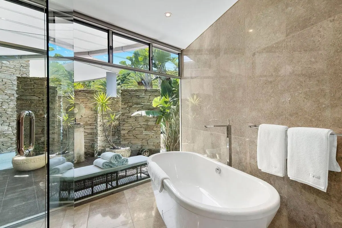 Property gallery image