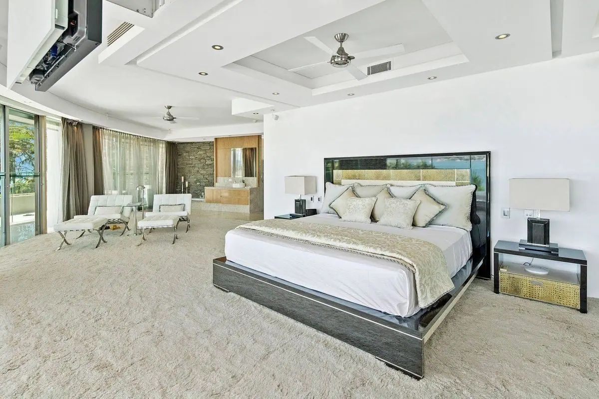 Property gallery image