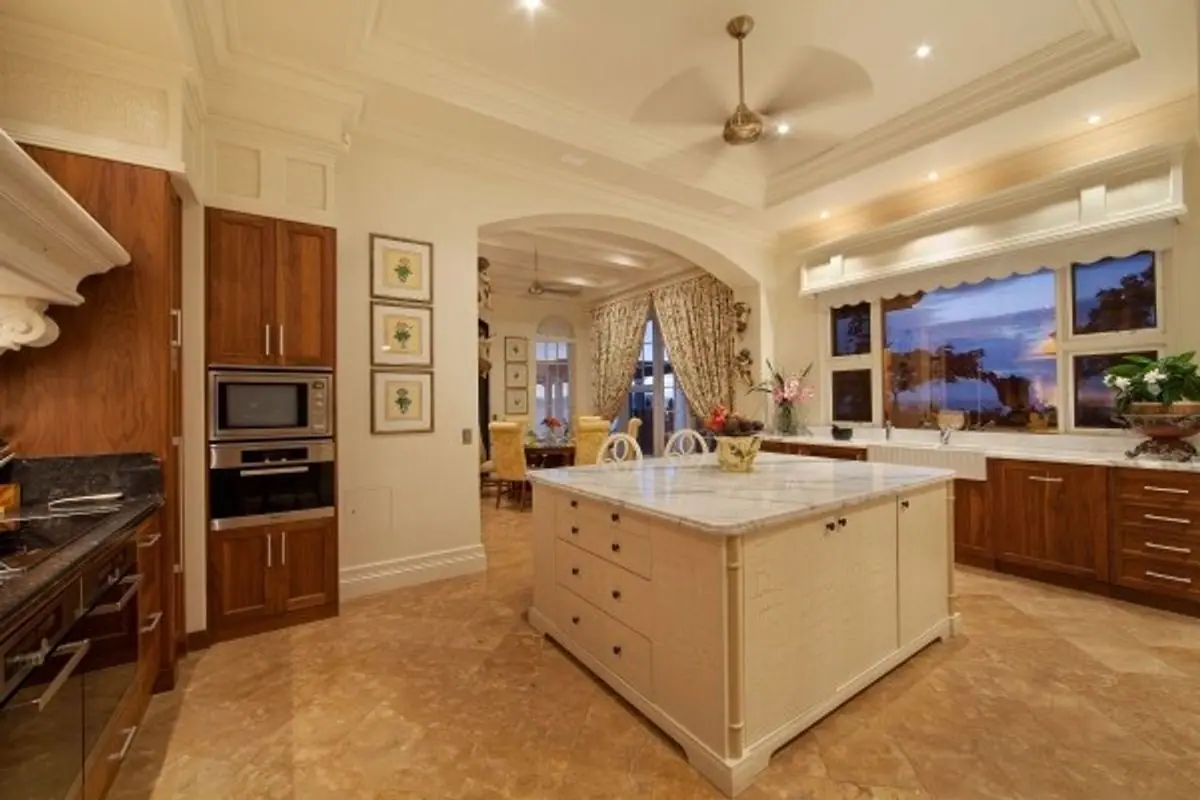 Property gallery image