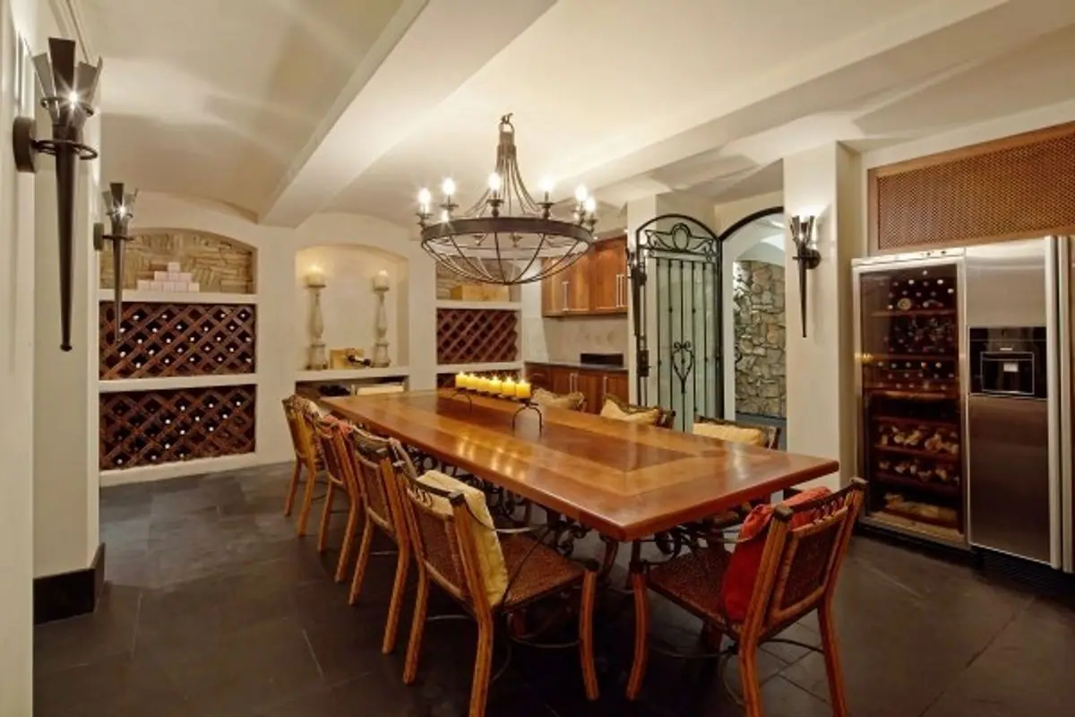 Property gallery image