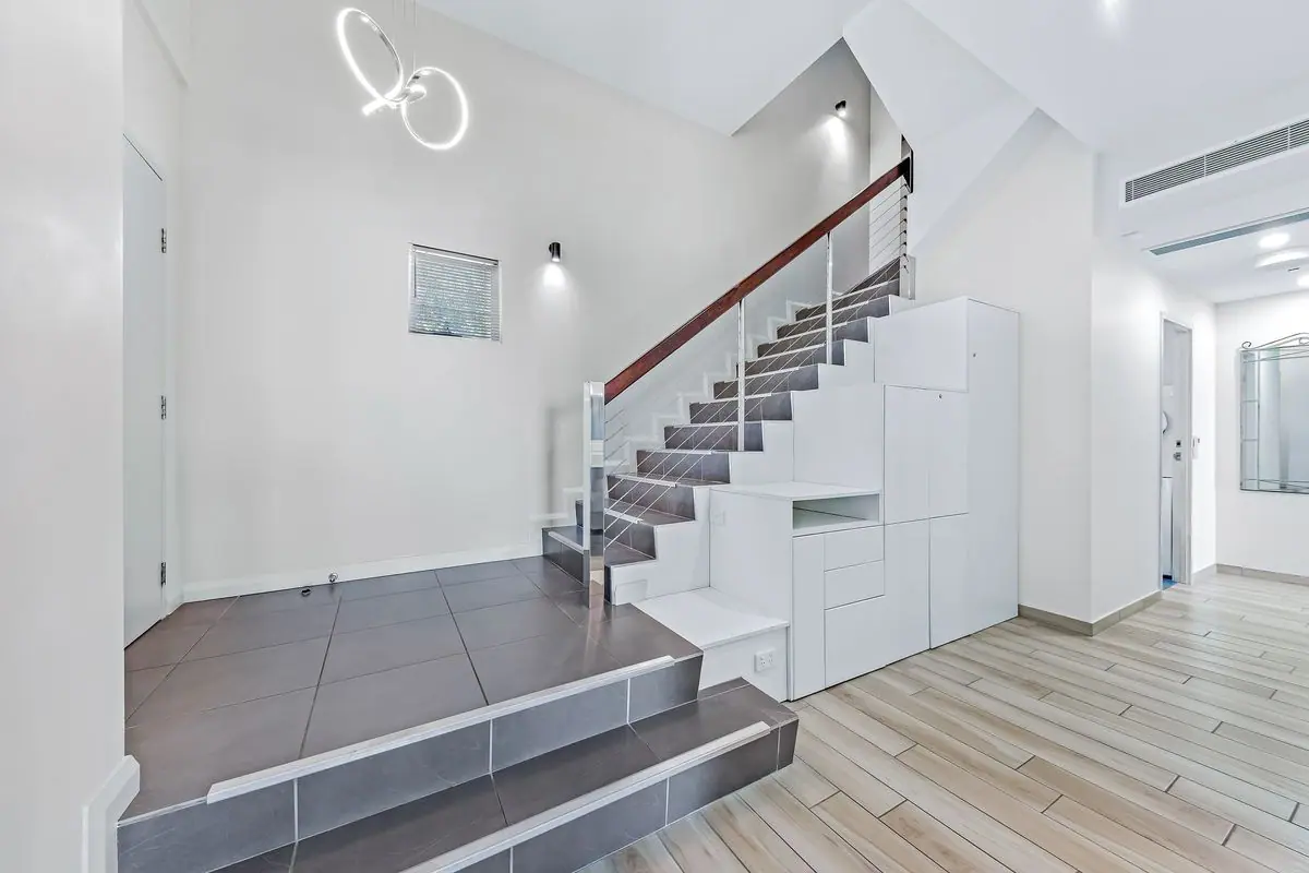 Property gallery image