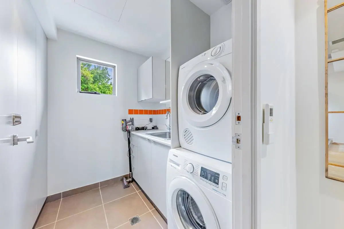 Property gallery image