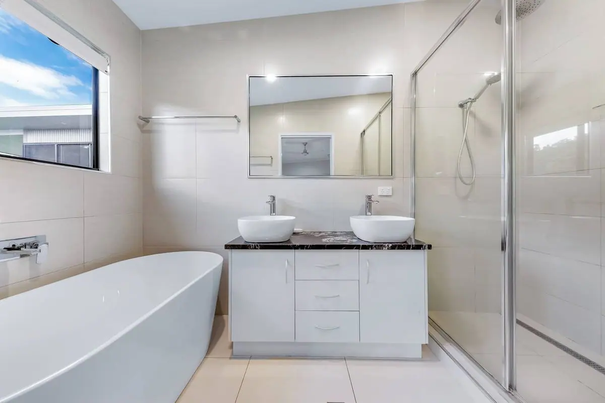 Property gallery image