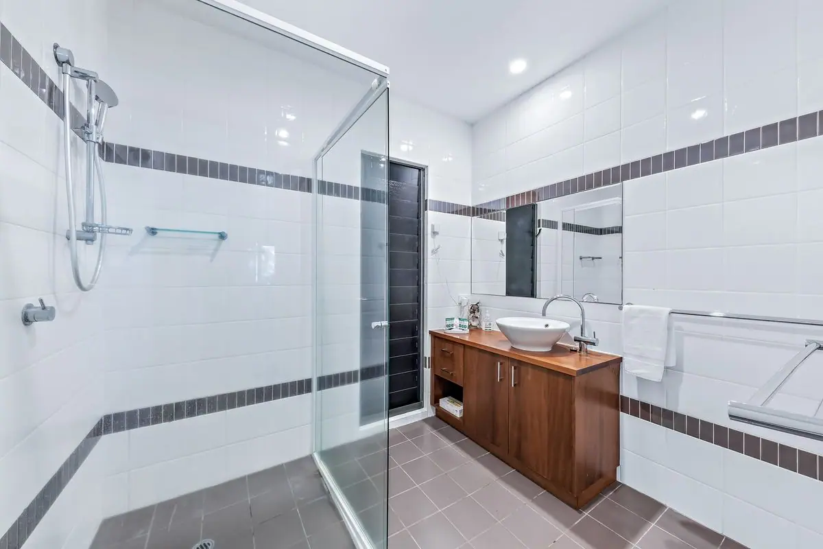 Property gallery image