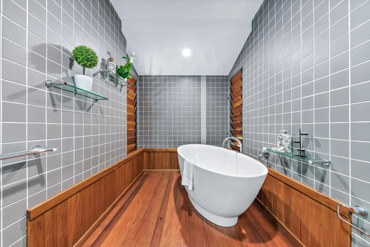 Property gallery image
