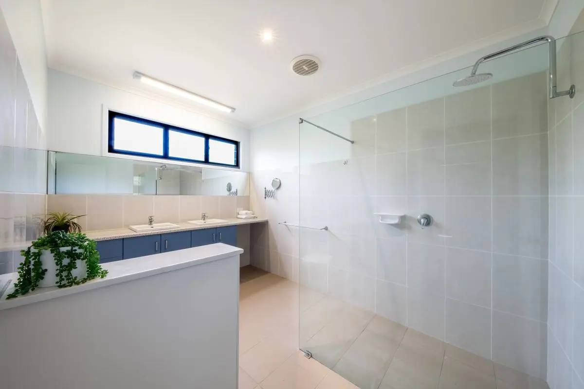 Property gallery image