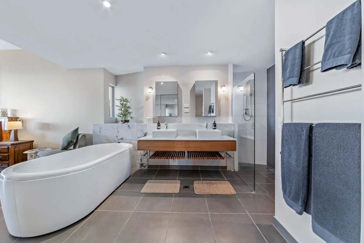 Property gallery image