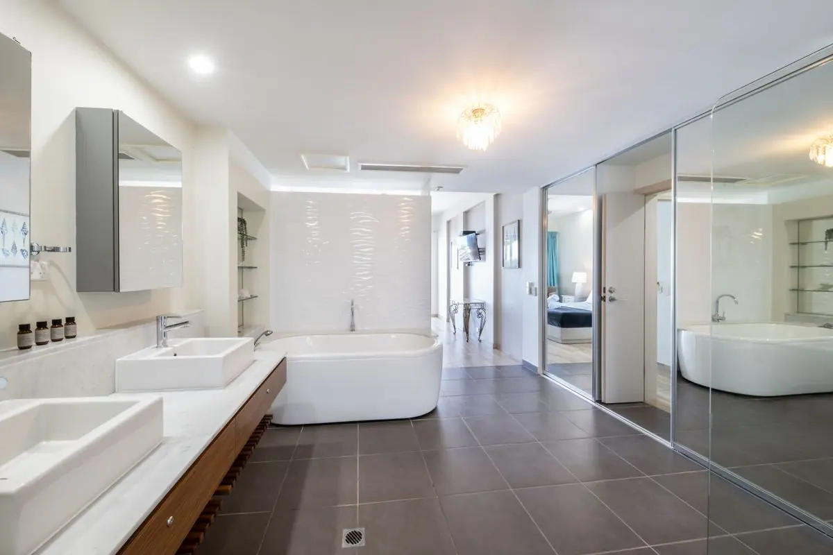 Property gallery image