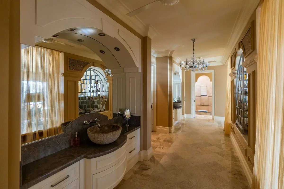 Property gallery image