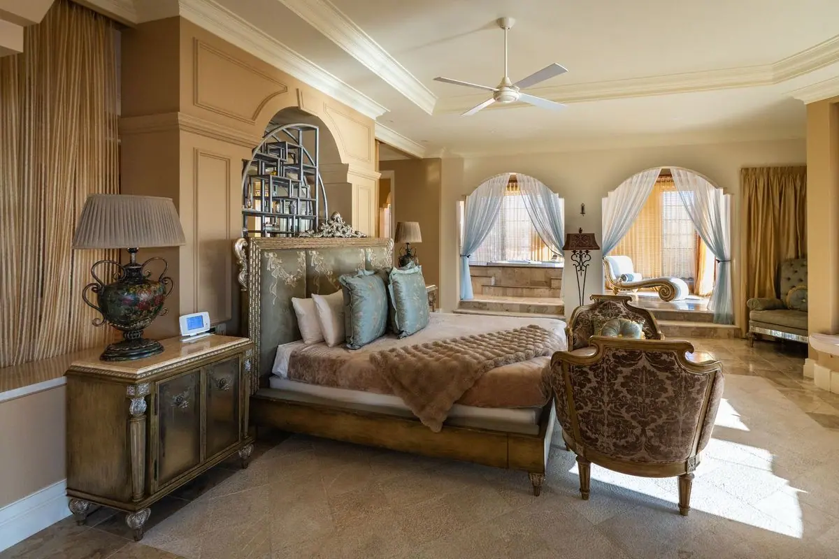 Property gallery image