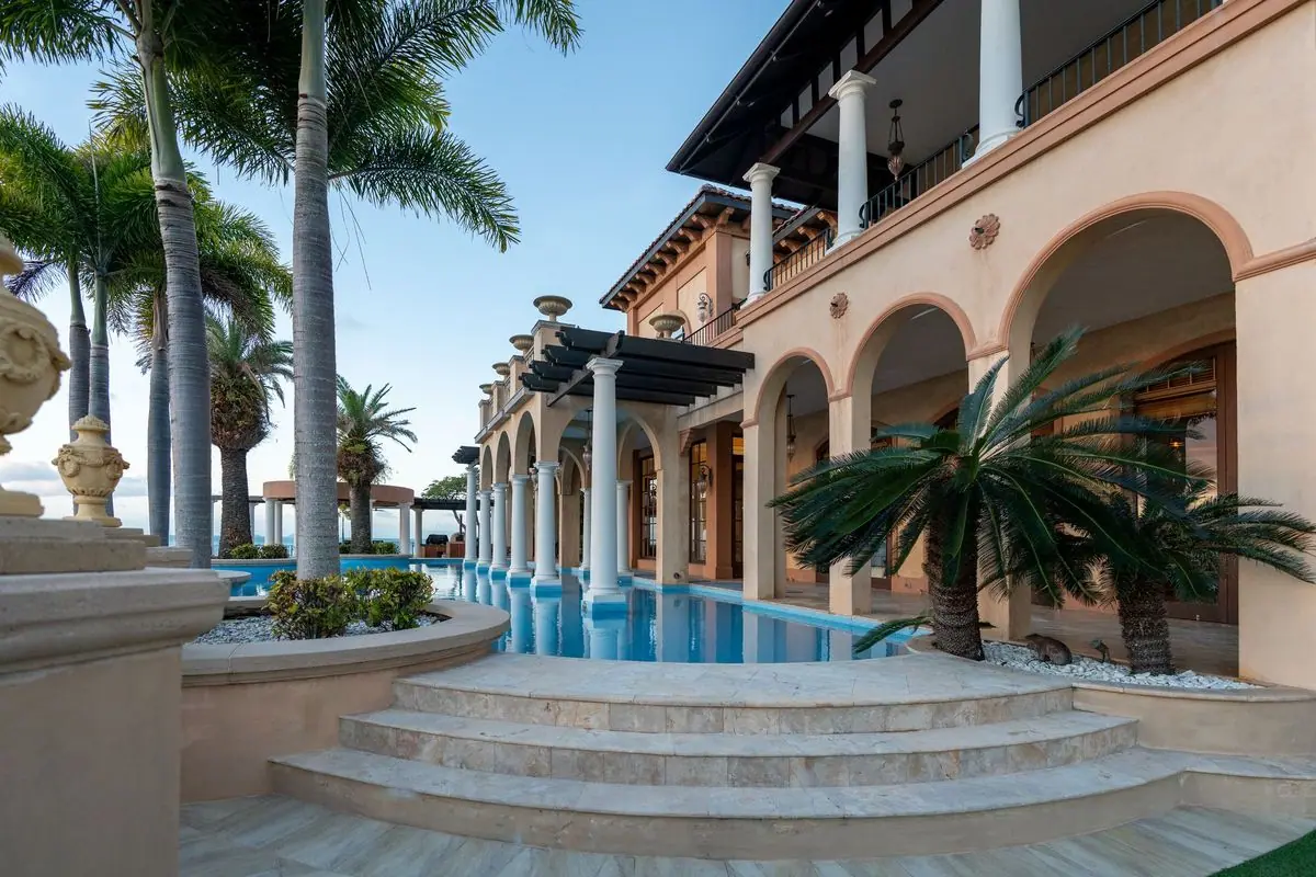 Property gallery image