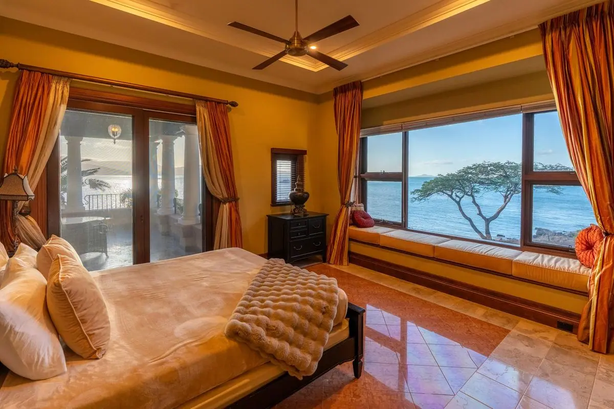 Property gallery image