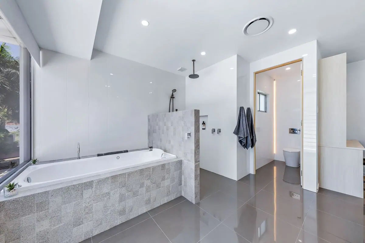 Property gallery image