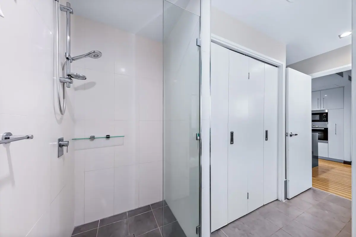 Property gallery image