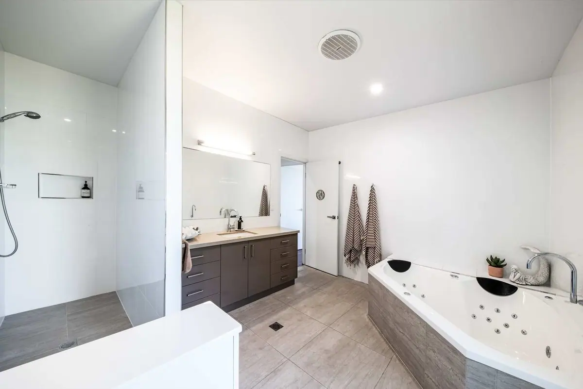 Property gallery image