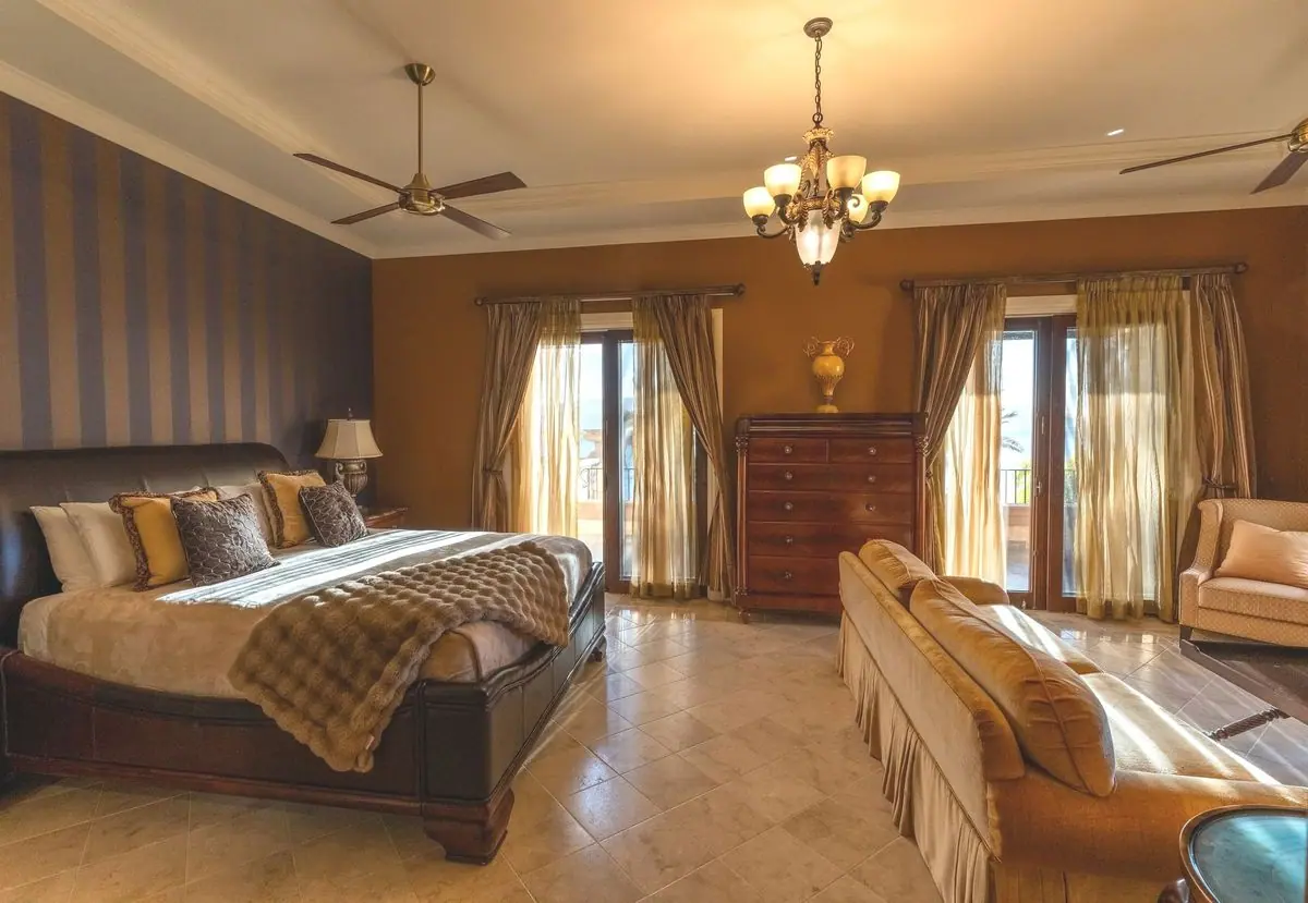 Property gallery image