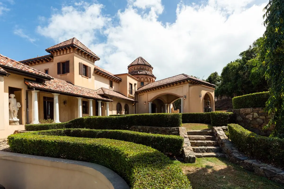 Property gallery image