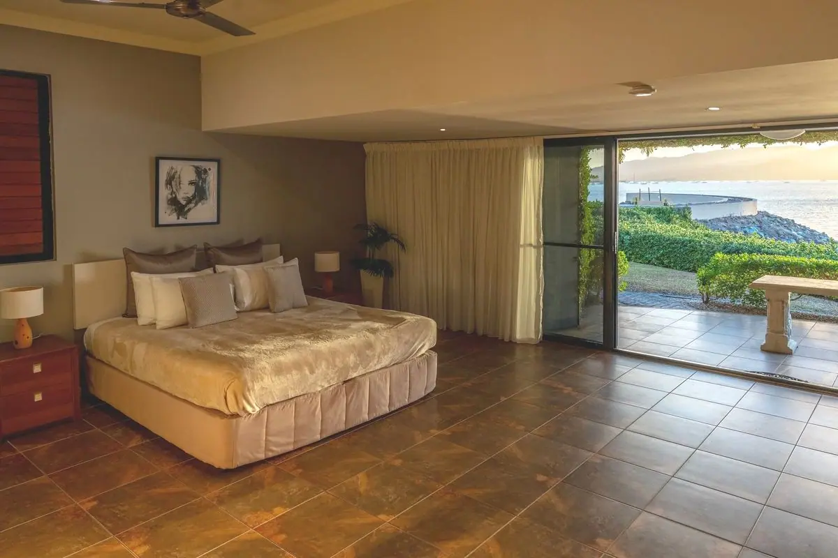 Property gallery image