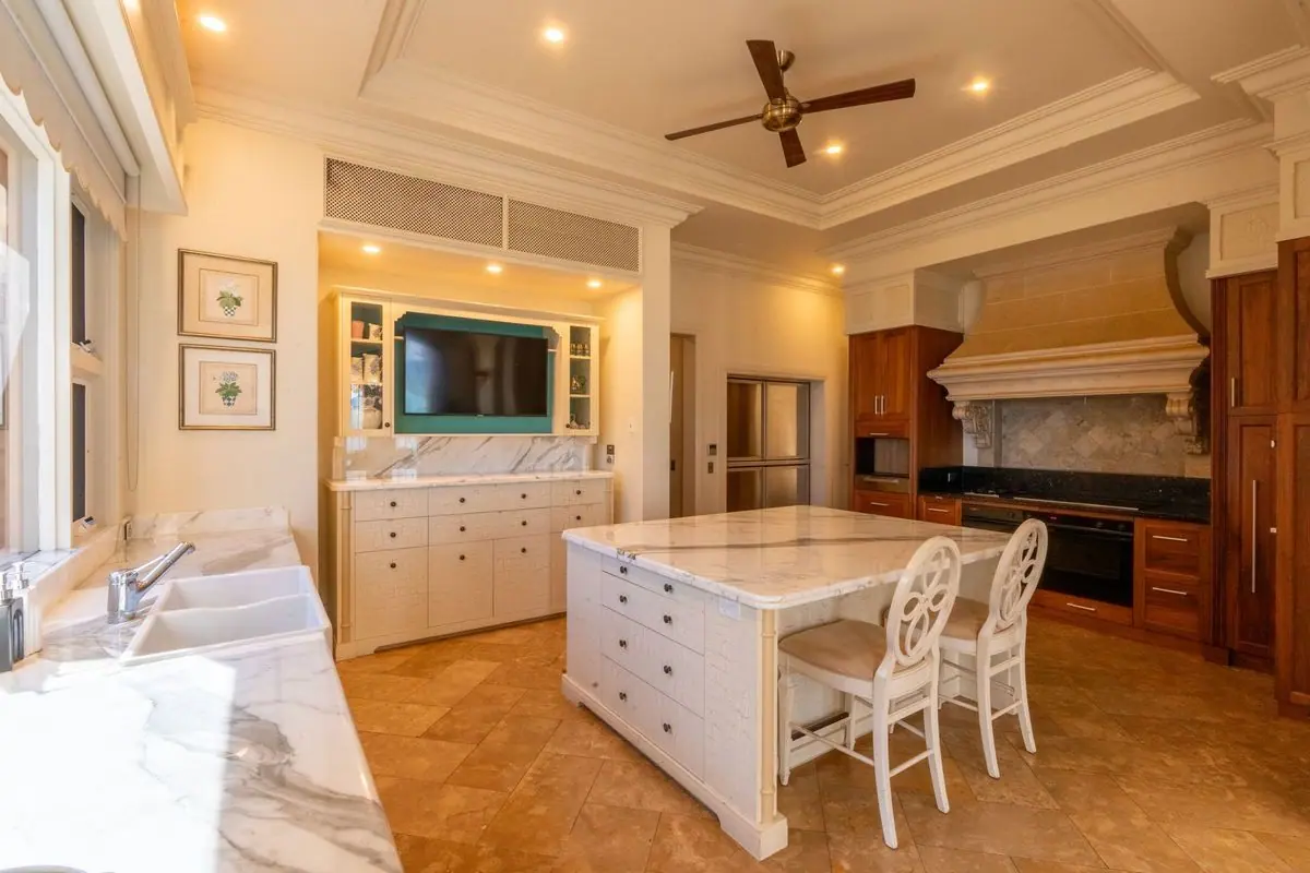 Property gallery image