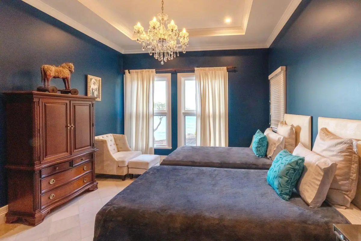 Property gallery image